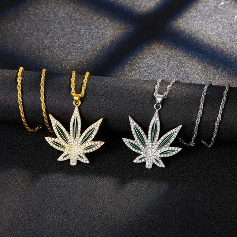 Marijuana Leaf Necklace – Kinky Cloth