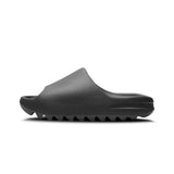 Yeezy Slide 'Dark Onyx'